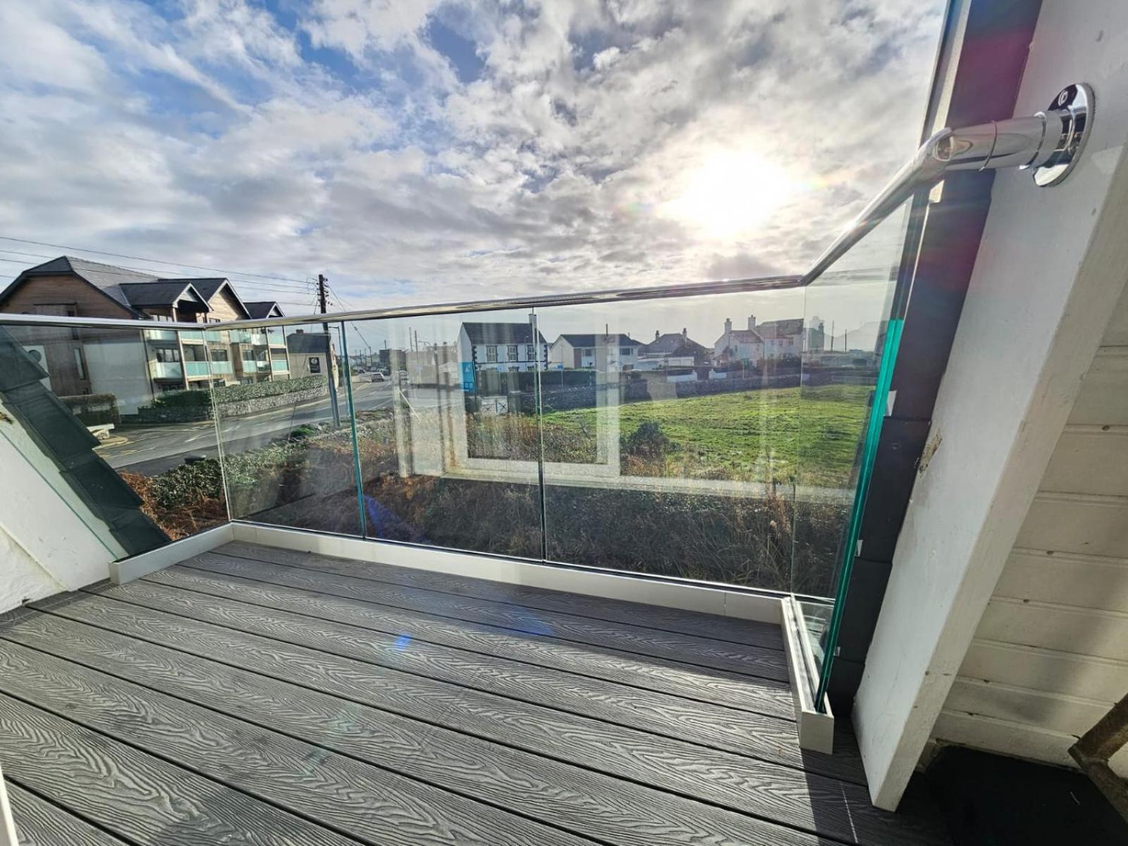 Retreat-3 Bed-pet Friendly-central Location *